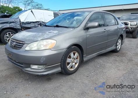 2004 Toyota Corolla S z USA, uszkodzony, nr VIN 1NXBR32E94Z290998